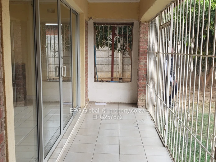 Solid Family house available for letting  