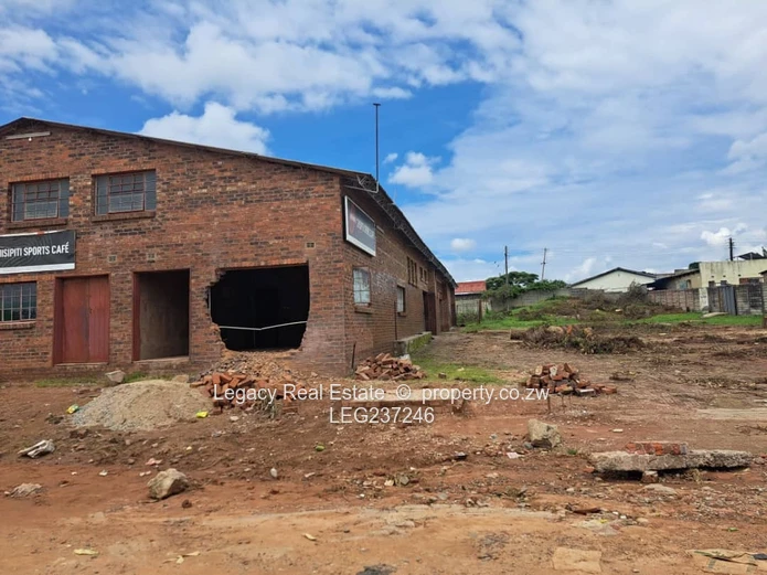 Shops to let – Dombo Shopping Centre, Epworth