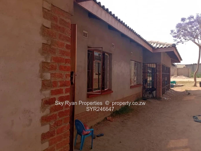 Chitungwiza Unit L Extension House  For Sale