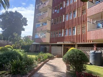 2 Bedroom Flat & Apartment