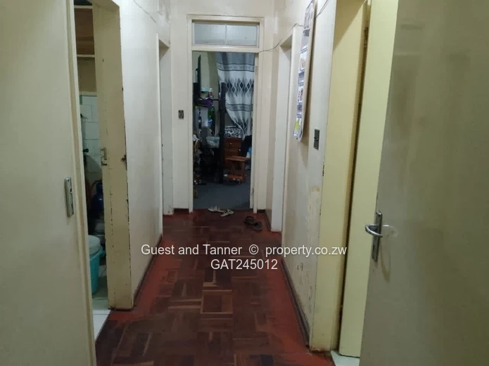 2-Bedroom flat For Sale in Bulawayo CBD