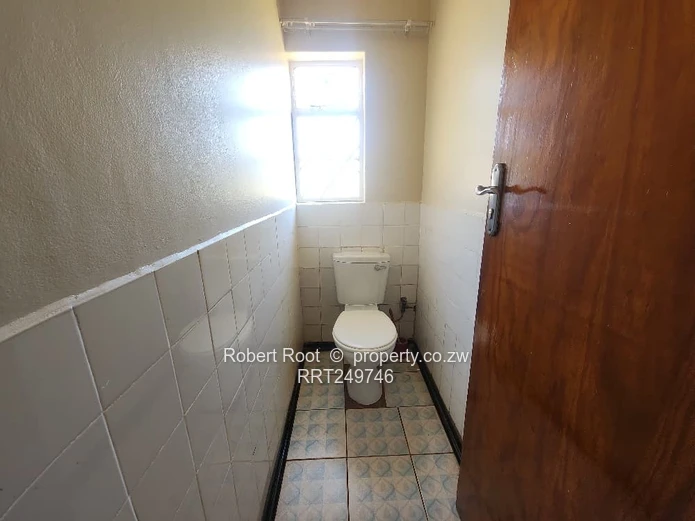 Prime Commercial Space for Rent In Greendale