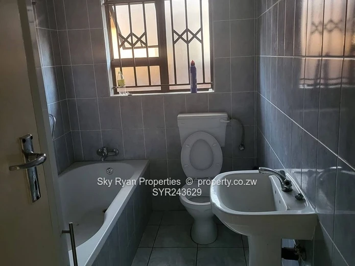 Aspindale Park House To Let