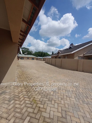 Beautiful & Modern 2-Bedroom Home to Let – Bluffhill