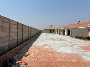 3 Bedroom Garden Flat