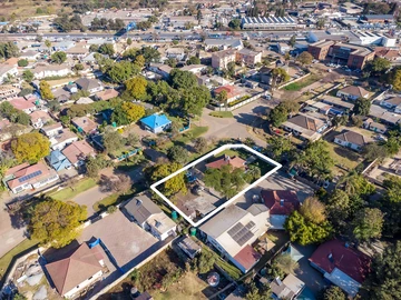 Commercial Property Located In Eastlea For Sale