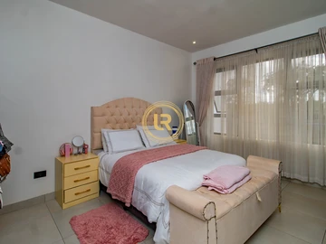 4 Bedroom Townhouse Complex