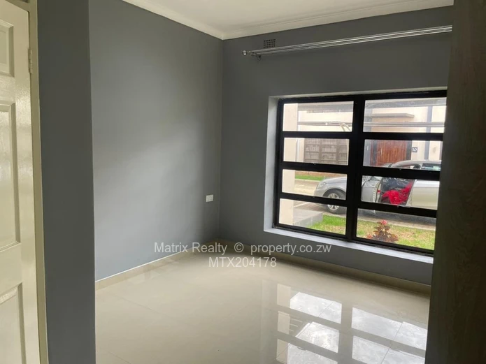 9onCottenham Luxury Apartment for Rent 