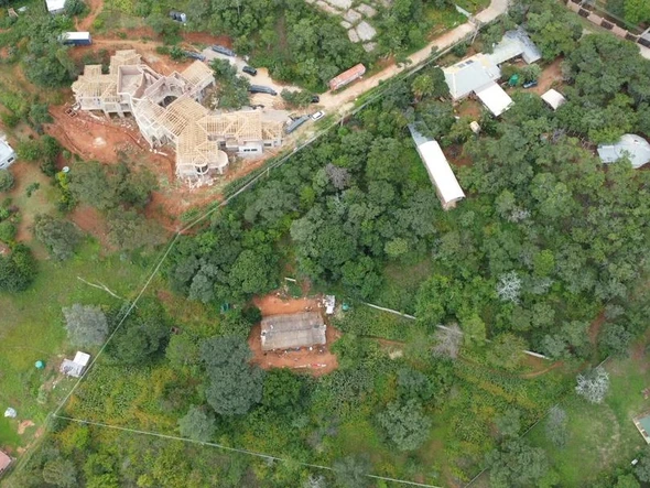 Stands & Residential Land