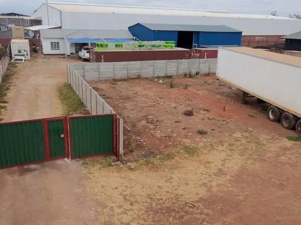 Commercial & Industrial Land