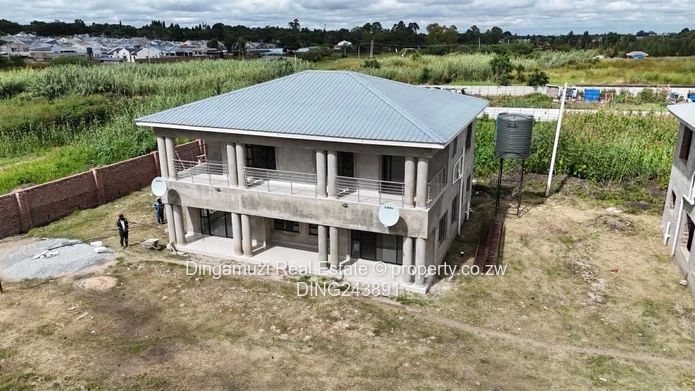 Duplex flat in Greendale 
