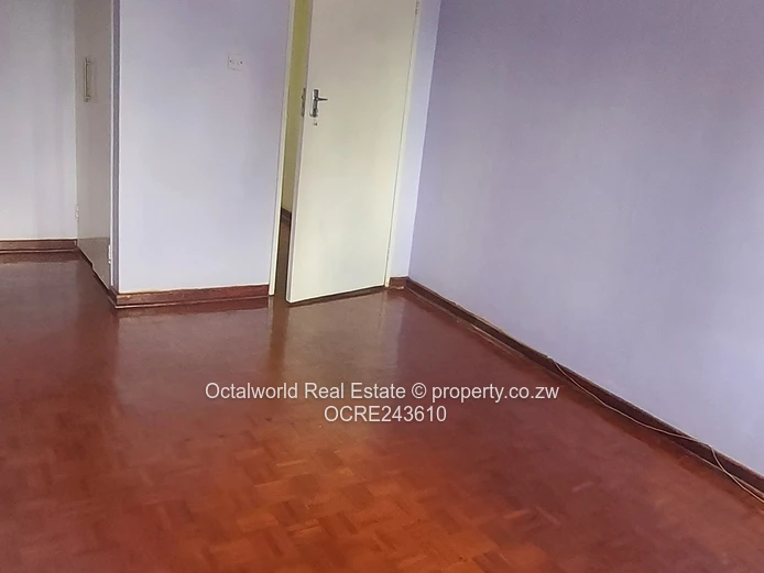 To Let – Neat 2-Bedroom Flat in Eastlea (Sole Mandate)