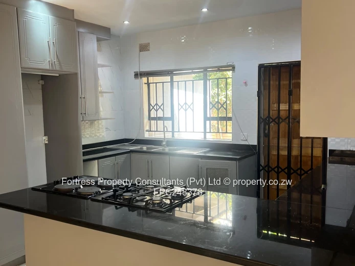 Emerald Hill: 3-Bed Tiled Home w/Solar, Water Tank