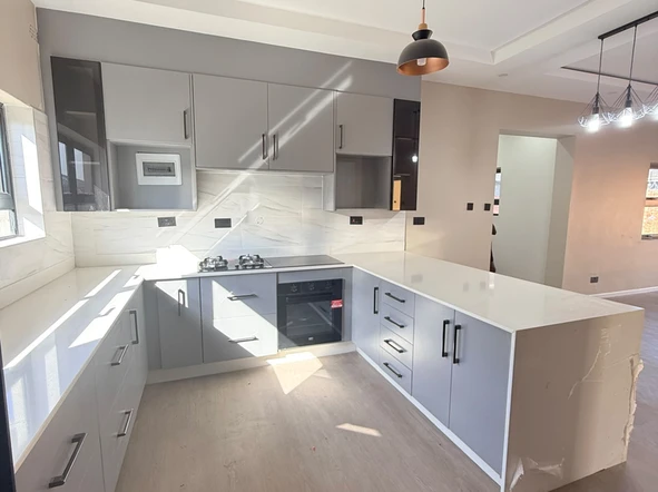 4 Bedroom House