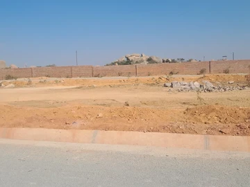 Stands & Residential Land