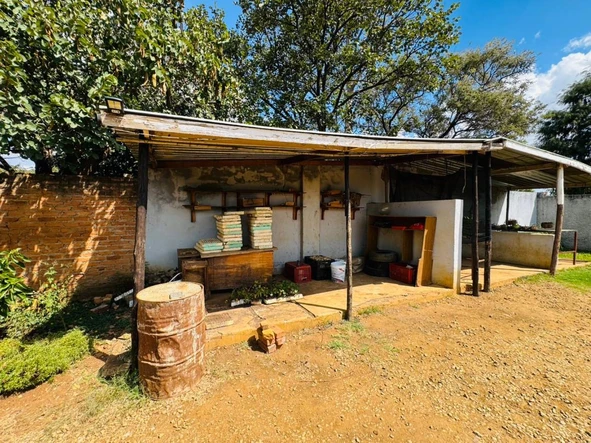 Farm & Agricultural Land