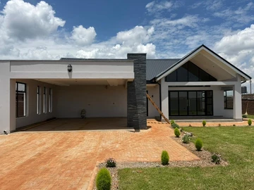 4 Bedroom House