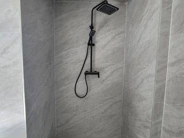 3 Bedroom Flat & Apartment