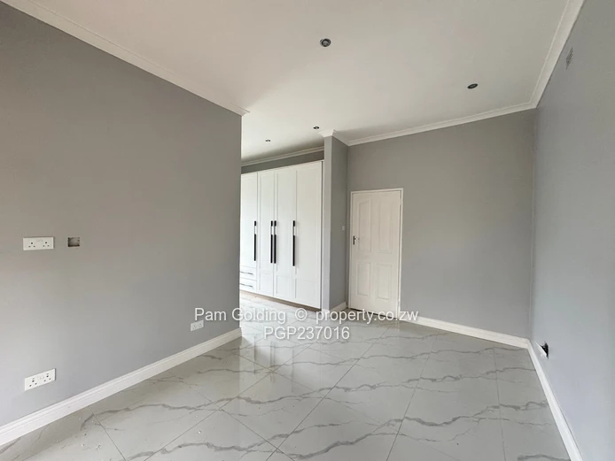 Modern Townhouse - Northwood