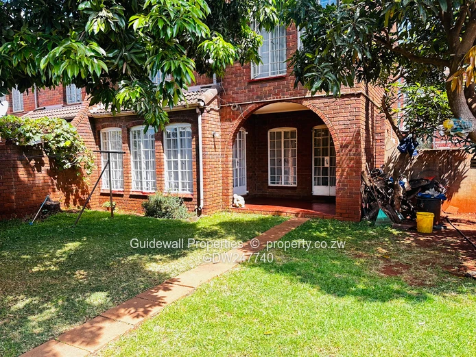 Garden Flat on Chinamano (Sole Mandate)