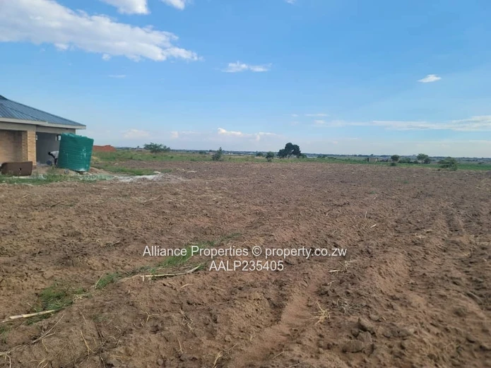 Elite Agro-Residential Retreat: 1.2 Hectare Plot with 4-Bedroom Home & Borehole in Rainharm