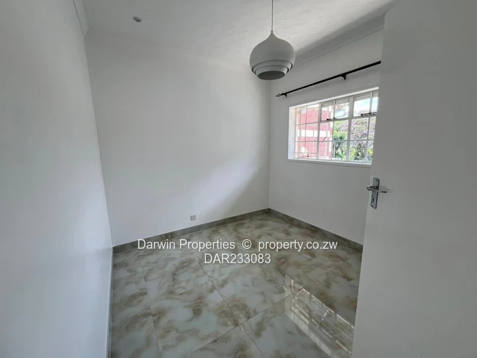 Immaculate Property In Upper Avenues