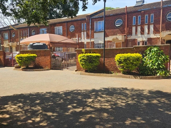 3 Bedroom Garden Flat