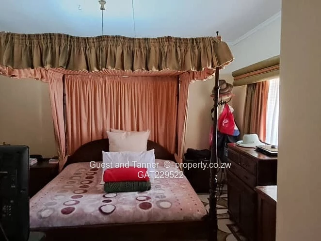 Elegant 3-Bedroom Home for Sale in Avonlea – Title Deeds, Borehole, Pool, Near Harare CBD