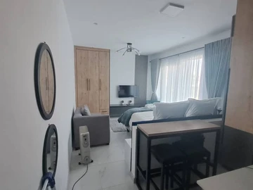 Flat & Apartment