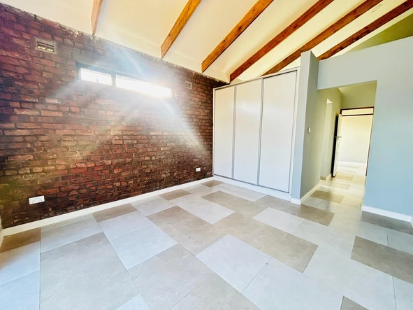 3 Bedroom Garden Flat