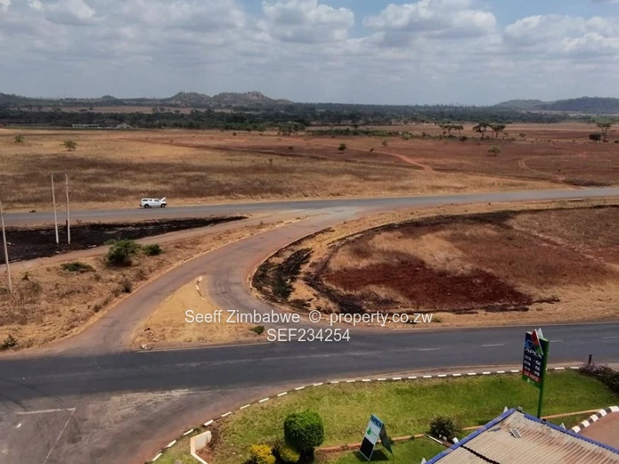  10-Hectares Kintyre Estate Plot on Harare/Bulawayo Rd (Sole Mandate)
