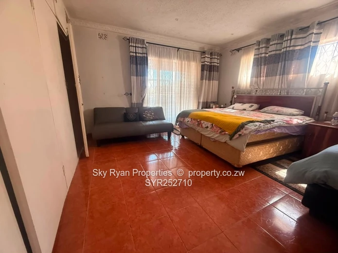 Monavae House To Let 