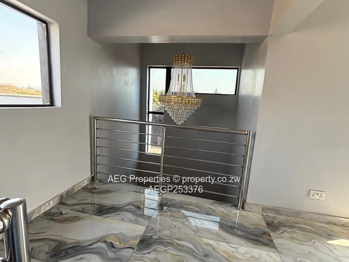 6 Bed House To Rent In Gletwyn 
