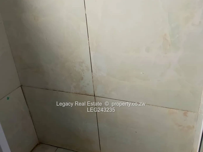 Cozy 1 Bedroom Cottage in Crowhill – Solar & Borehole Included