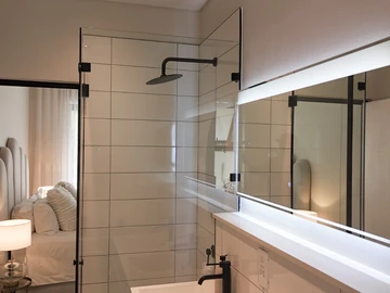 3 Bedroom Garden Flat