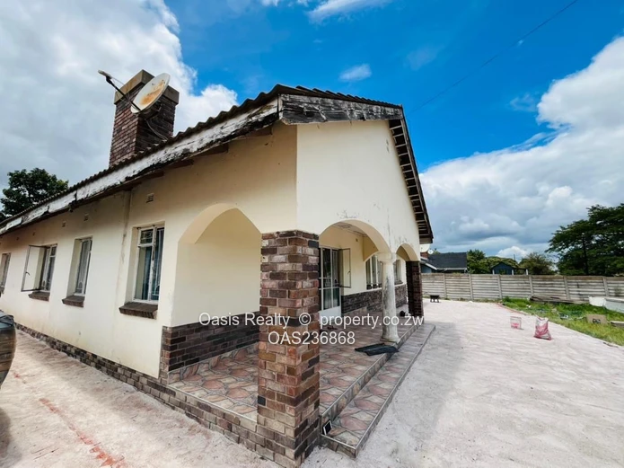 Spacious 4-Bedroom House to Rent  (Sole Mandate)