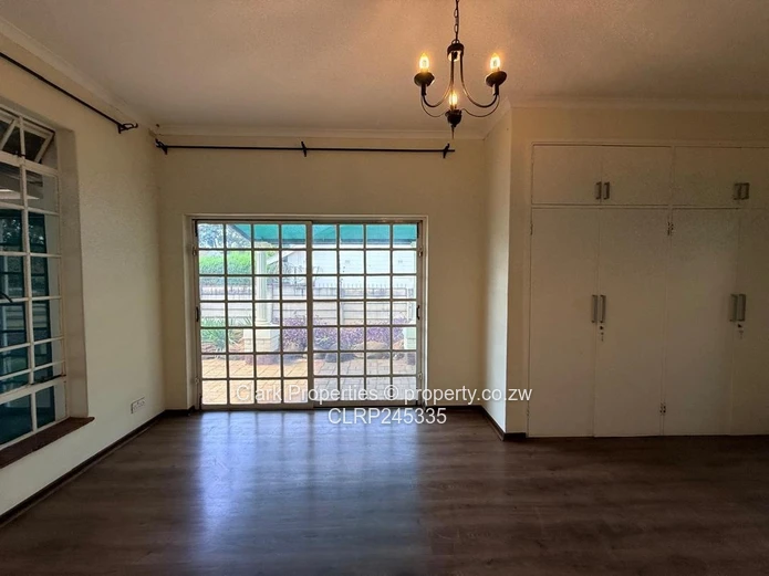 Secure 3 Bedroom Home In Avondale