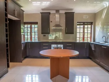 5 Bedroom Townhouse Complex