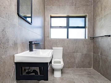 2 Bedroom Garden Flat