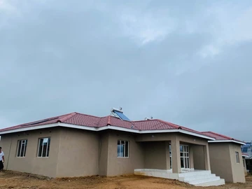 12 Bedroom House