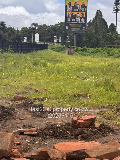 2100 m² Stand with Main Road Frontage & Tarred Access – Mount Pleasant