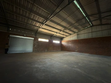 Warehouse & Factory