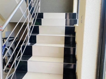 3 Bedroom Flat & Apartment