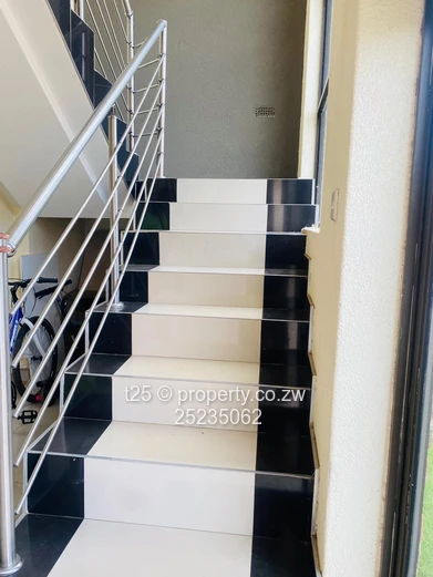 Monavale Apartment To Rent