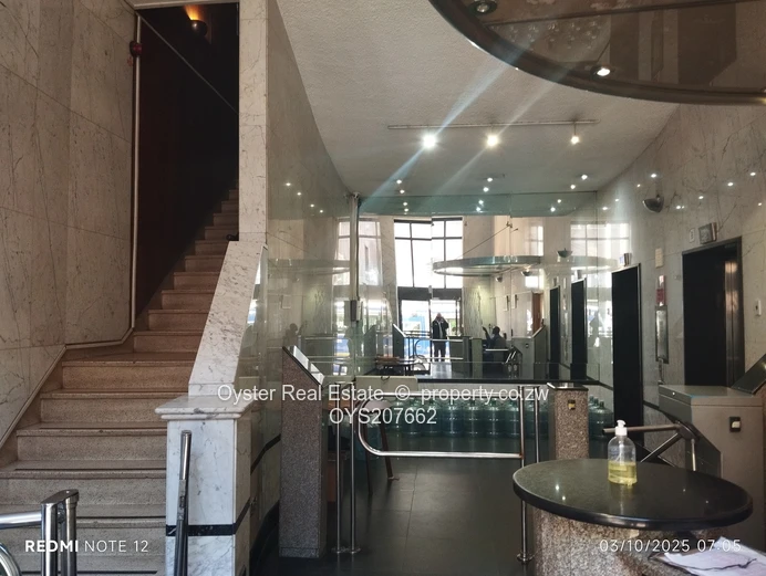 Office Space in a Prestigeous Building (Sole Mandate)