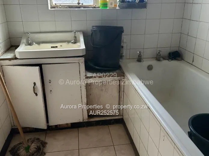 Flat/Apartment For Sale in Avenues