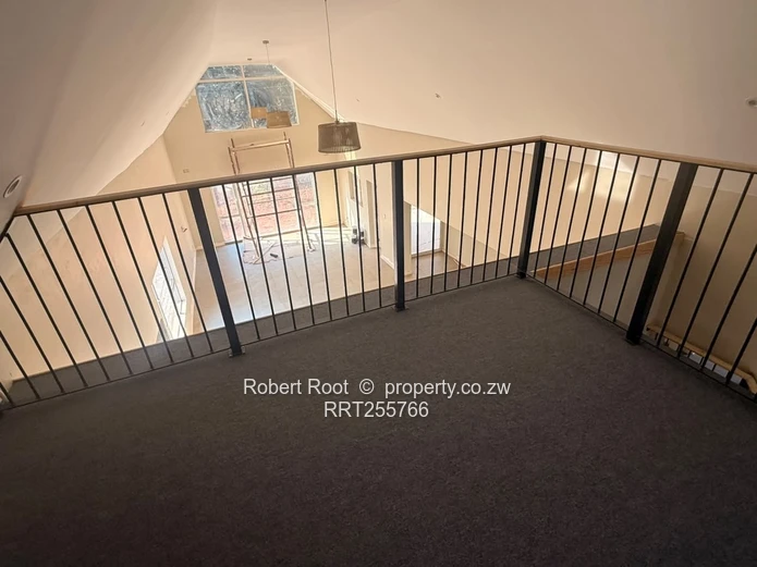 Lovely 4 bed cluster with upstairs loft!