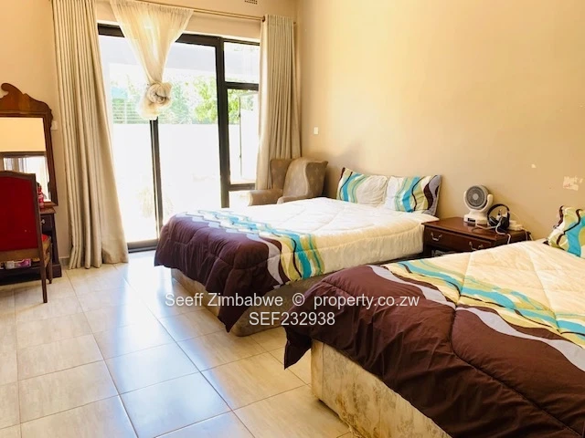 Borrowdale 4-Bed, 3-Bath on 2000m² with Borehole