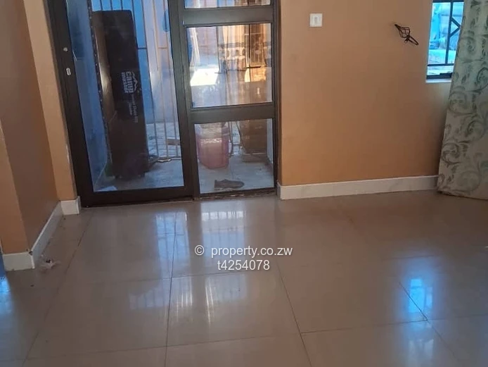 Madokero Estate house to rent 