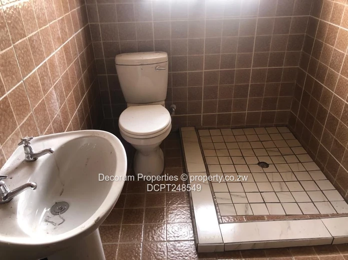 ?? **Modern 2-Bedroom Apartment to Let in Tynwald – USD $500/Month**